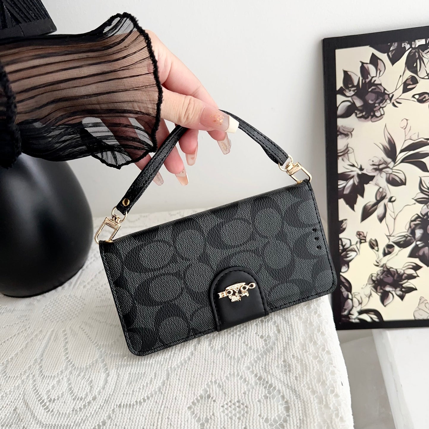 Coach iPhone Case  Leather Flip Case with Card Holder Black-PTK241622s-12